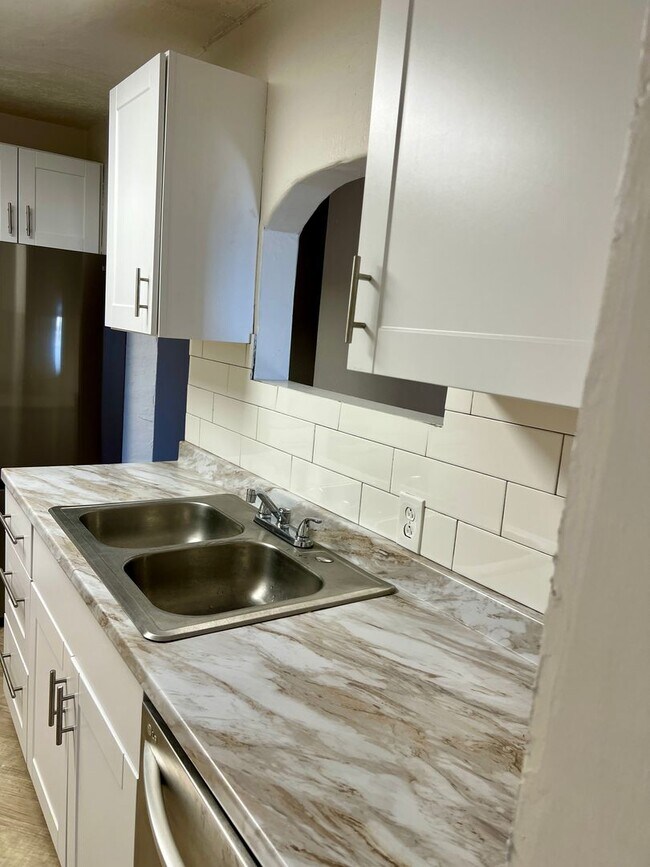 Foto del edificio - 2 Bedroom Home For Rent!