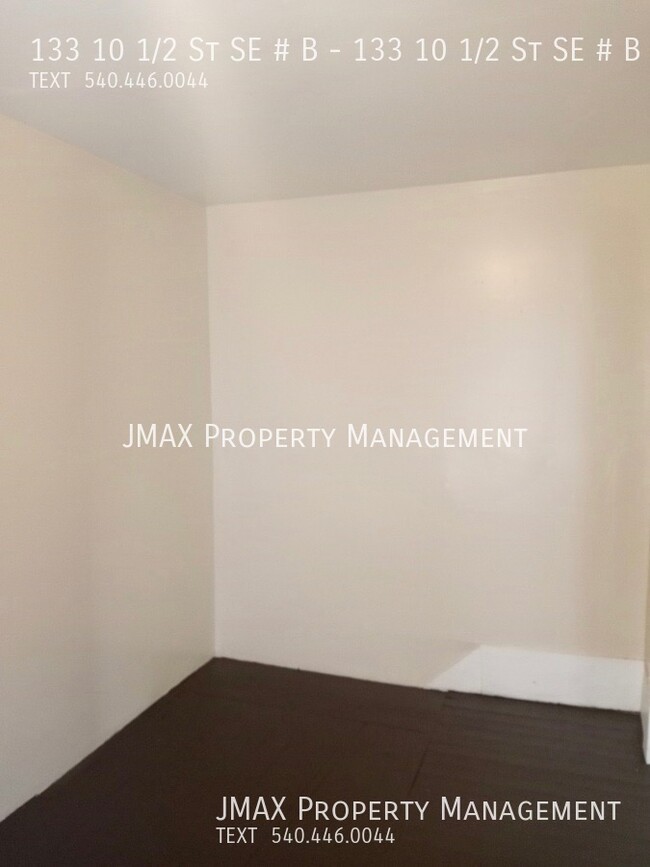 Building Photo - This property has a no security deposit op...