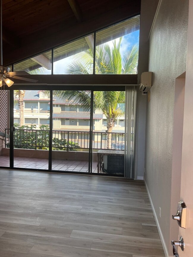 Building Photo - West Maui Breakers (A-Building)