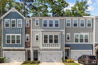Building Photo - 2888 Macintosh Woods Dr