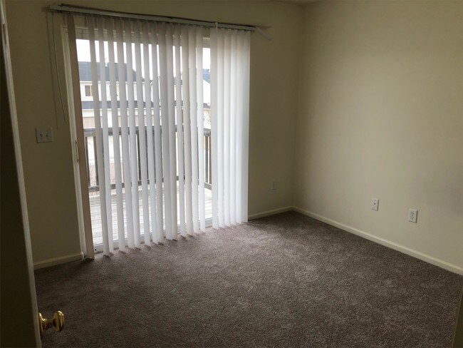 Foto del edificio - 623 W Second St