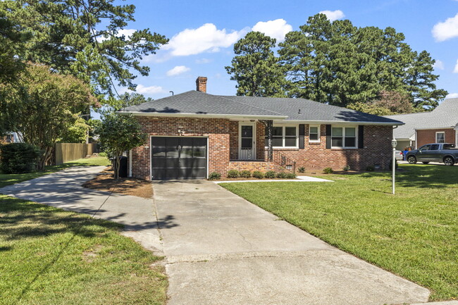 Building Photo - 1155 Melvin Dr