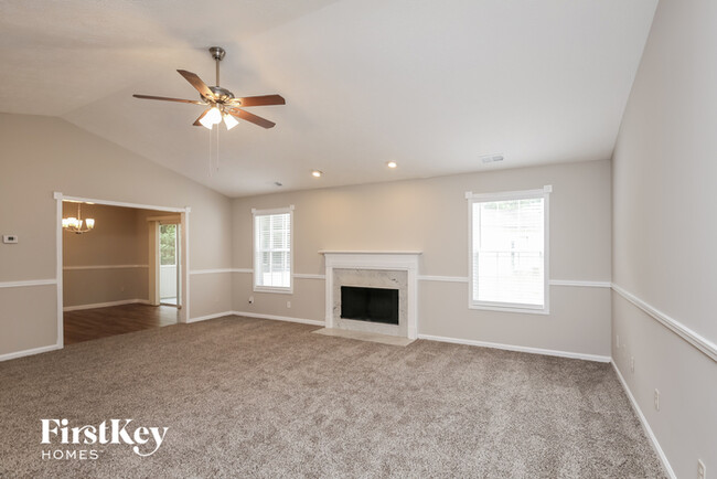 Building Photo - 3920 Valleybrook Court