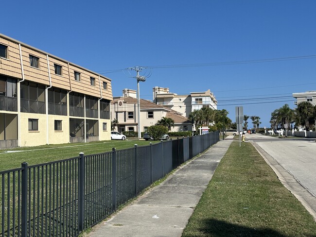 Beach entrance close by. - 7101 Ridgewood Ave