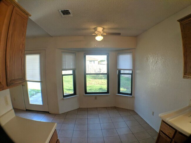 Foto del edificio - 3 Bed/ 2 Bath on Killeen TX