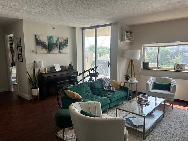 Photo - 872 Massachusetts Ave Apartment