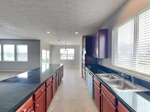Foto del edificio - 6501 Waterford St SW