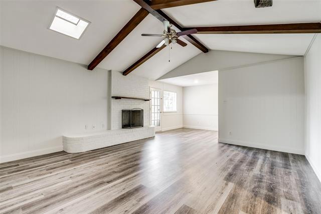 Building Photo - 213 Rolling Hills Dr