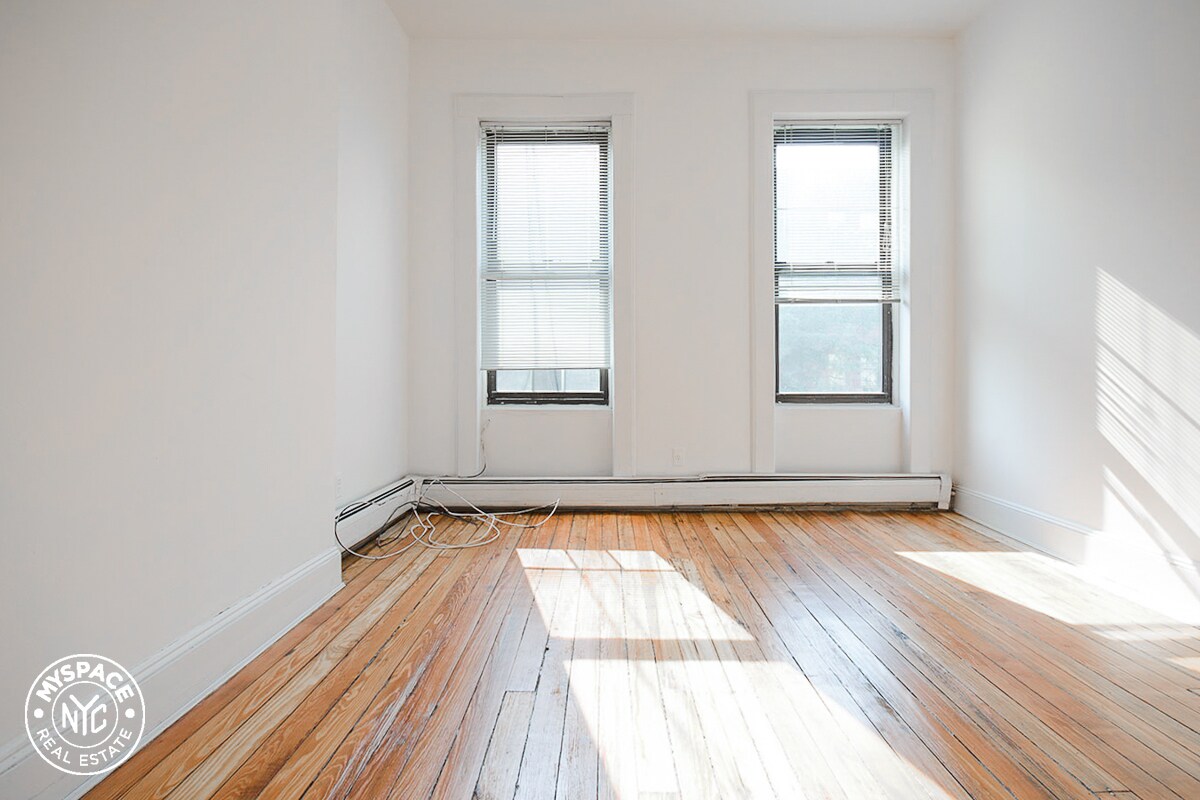 Building Photo - 809 Classon Ave