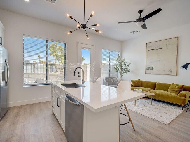 Foto del edificio - 775 W Coolidge St