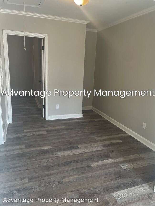 Foto del edificio - 1 br, 1 bath House - 710 E. Bodley Ave.