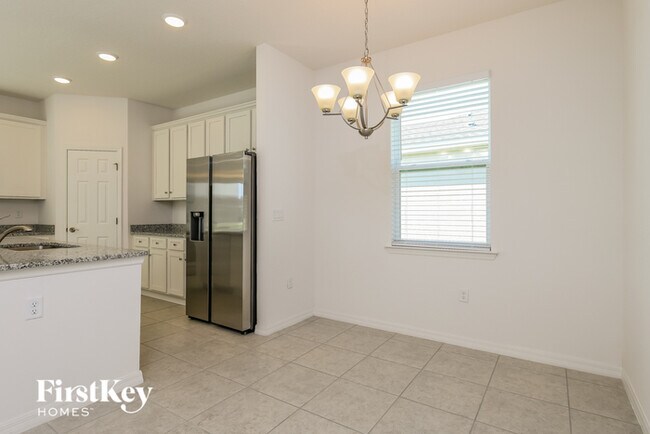 Building Photo - 1642 Isleta Lp