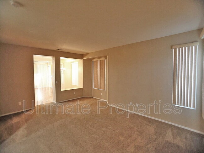 Photo - 8865 N 66th Dr House