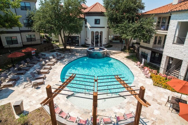 Foto del edificio - Cortland MacArthur