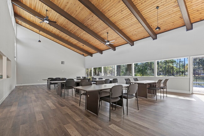 Building Photo - Bedrock Pinewood Estates LLC