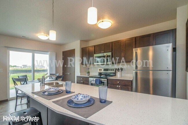 Foto del edificio - 3 br, 2.5 bath House - 2808 NW 40th Lane