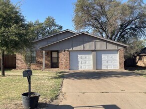 Building Photo - 3909 Eastridge Dr