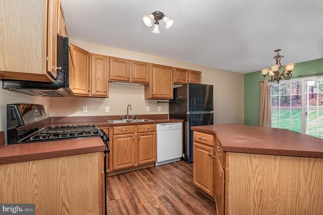 Foto del edificio - 129 Buckley Dr