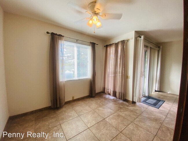 Foto del edificio - 2 br, 2 bath House - 1130 Pacific Beach Dr...