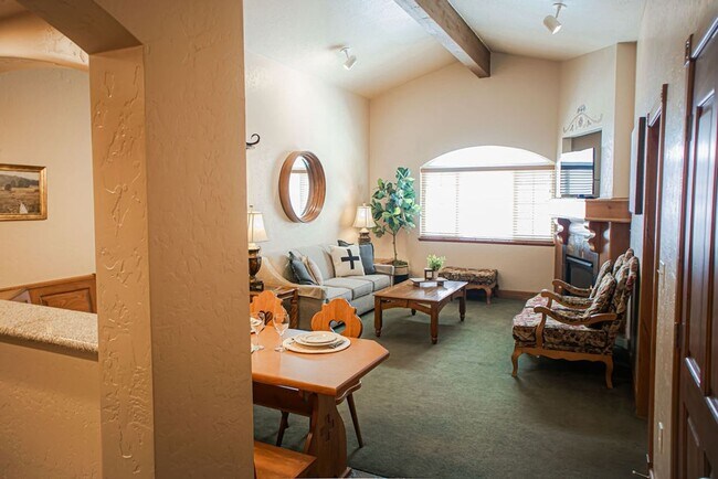 Foto del edificio - 840 Bigler Ln