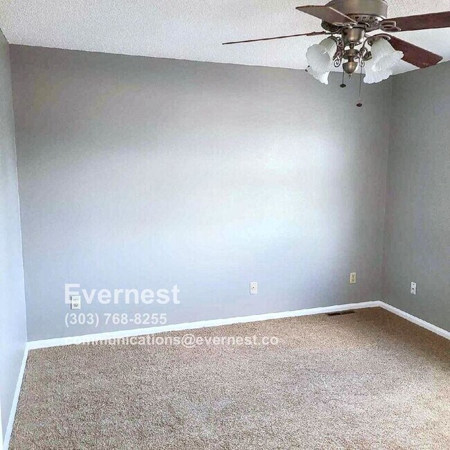 Foto del edificio - 3904 S Espana St