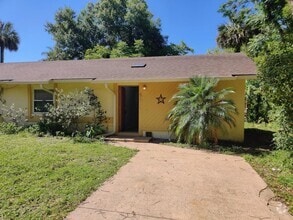 Building Photo - 51 St Johanna Dr