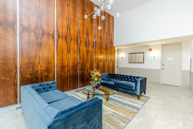 Foto del edificio - 1344 N Dearborn Pkwy