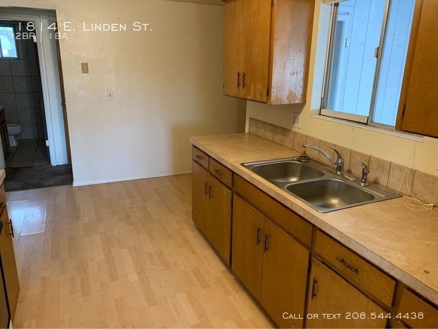 Building Photo - 1814 E Linden St, Caldwell