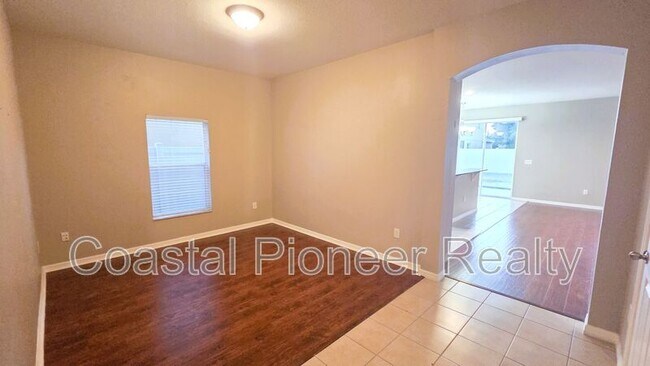 Foto del edificio - 10279 Newminster Loop