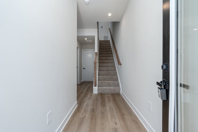 Foto del edificio - 12833 Red Clover Wy