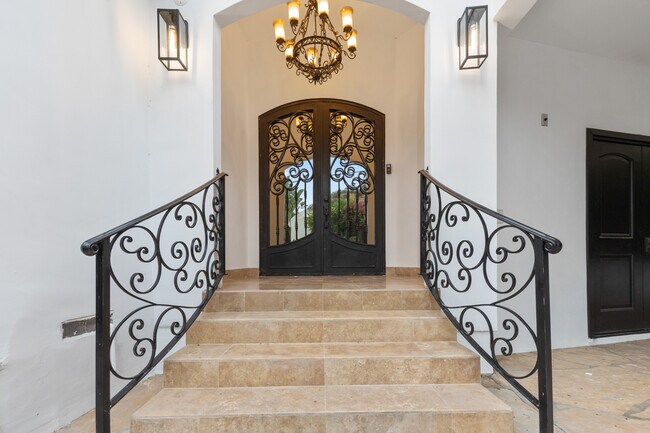 Foto del edificio - 9572 Stuart Ln