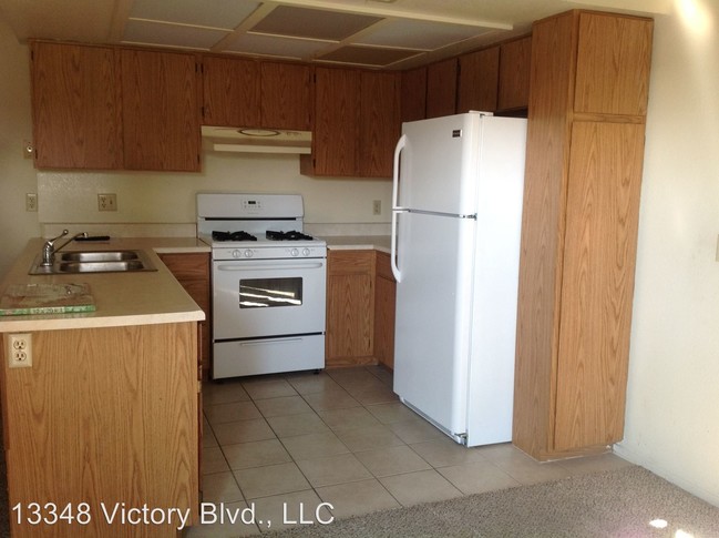 Building Photo - 27606 Violin Canyon Rd