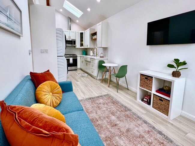 24033 Welby Way West Hills CA 91307 House Rental in West Hills CA