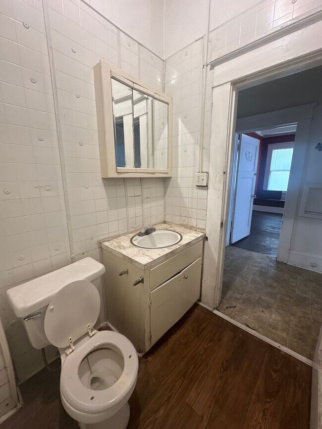 Foto del edificio - 3 Bed 1 Bath House