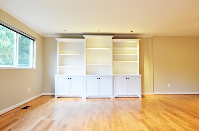 Foto del edificio - 1814 Whitman Ct NE