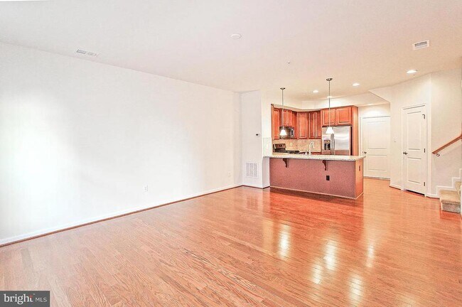 Foto del edificio - 13652 Endeavour Dr