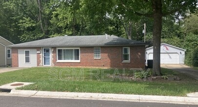 Building Photo - 315 N Cedar St