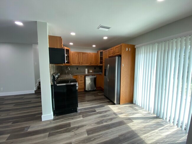 Foto del edificio - 4390 SW 23rd St