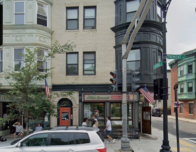 Building Photo - 1526 Tremont St
