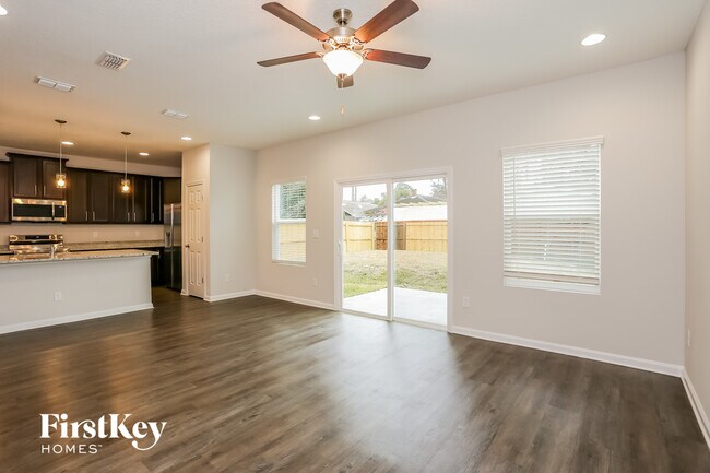 Foto del edificio - 4626 Polaris St