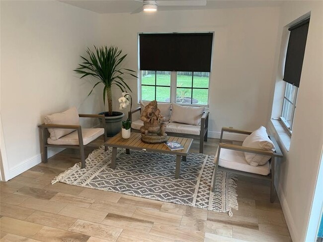 Foto del edificio - 1436 NE 2nd Ave