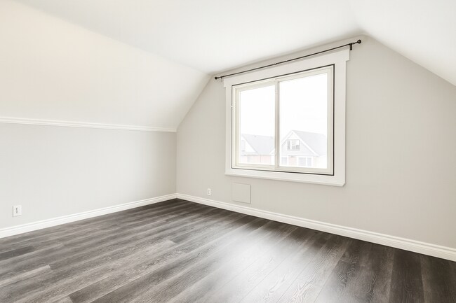 Photo du bâtiment - 18 Barnesdale Ave N