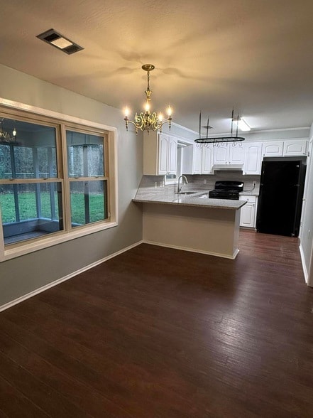 Building Photo - 95 Burnt Bridge Rd