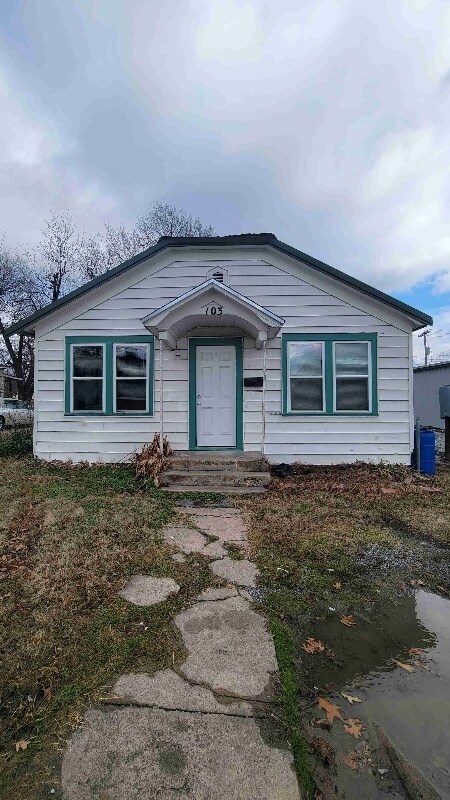 Building Photo - 103 N Elliott St