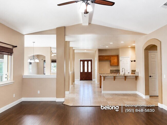 Foto del edificio - 14359 Dove Canyon Dr