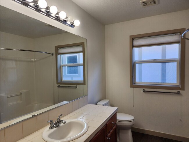 Foto del edificio - 29200 SW Charlotte Ln
