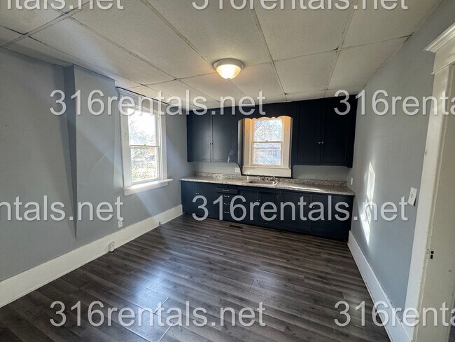 Foto del edificio - $995 - 3 bed 1 bath - Single Family Home