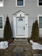 Building Photo - 151 E Main St