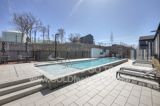 Foto del edificio - 600 E Trinity Ln