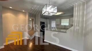 Building Photo - 205 Doves Ln
